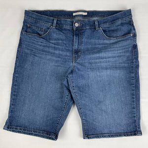 Levi's Women's Classic Bermuda Stretch Shorts Plus W-34